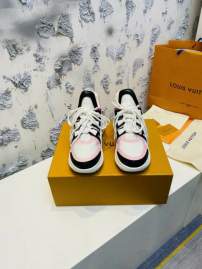 Picture of Louis Vuitton Shoes _SKULVsz35-405cmmnf051917754